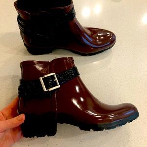 Cougar rain ankle boots -1” heel women’s sz 8 - never worn